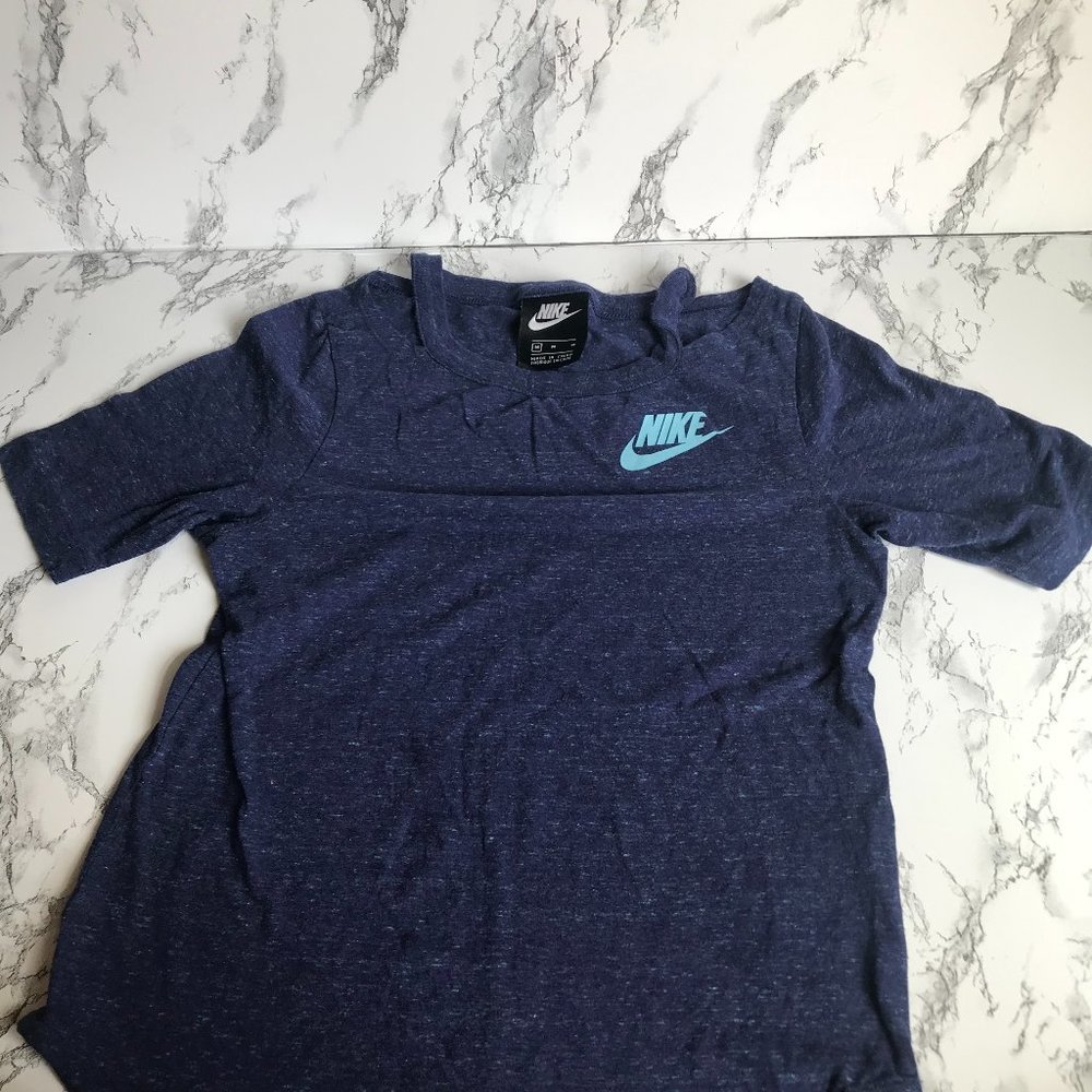 EUC Nike Girl's Short Sleeve Tee Blue Medium